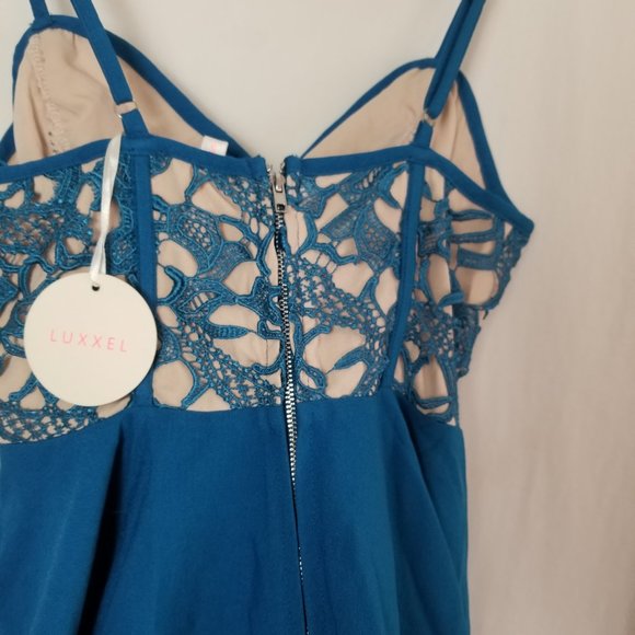 NWT Luxxel Teal lace flowy mini dress size Medium (103) - Picture 7 of 8